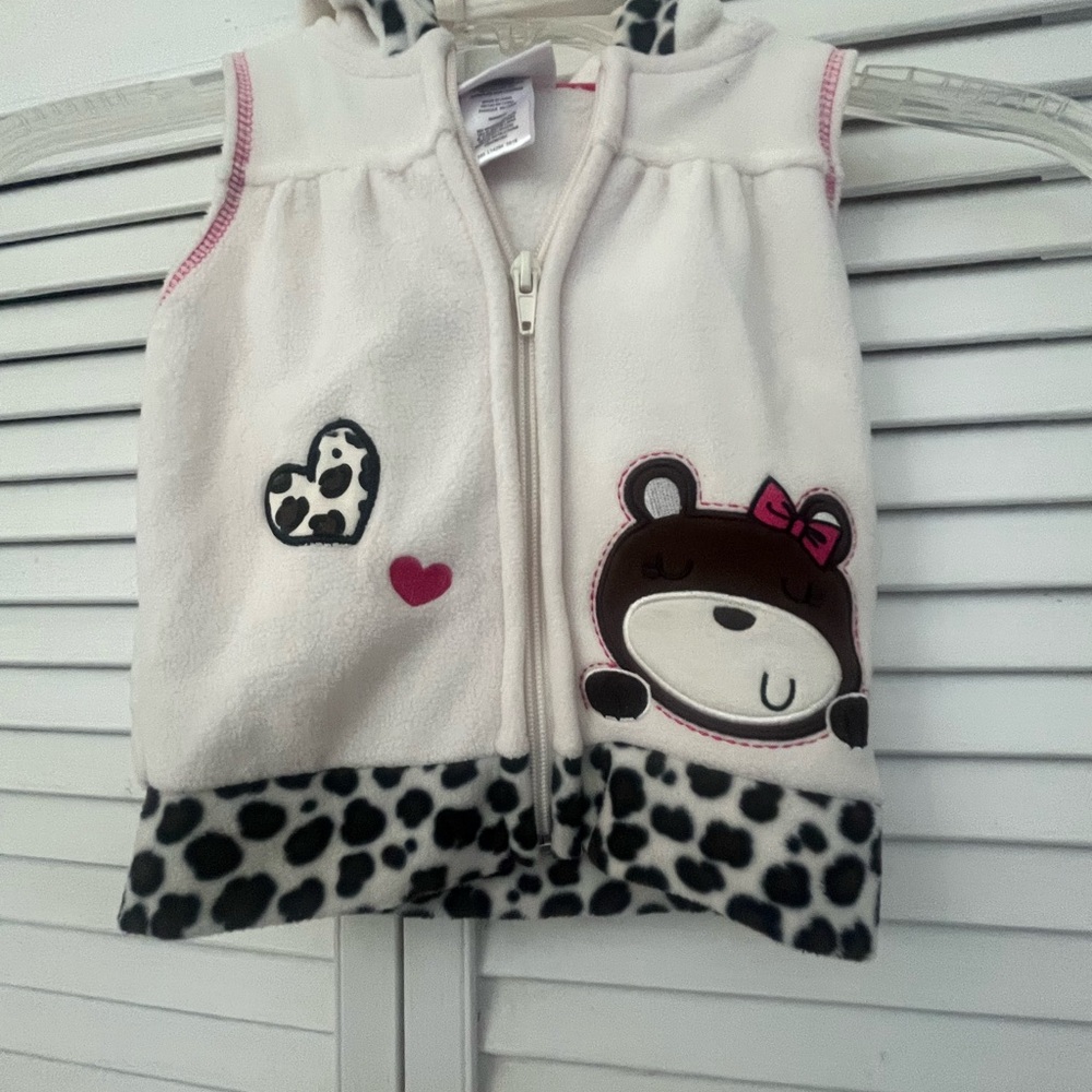 BUSTER BROWN Girls cozy Vest with hood -Bear, Heart Design Leopard